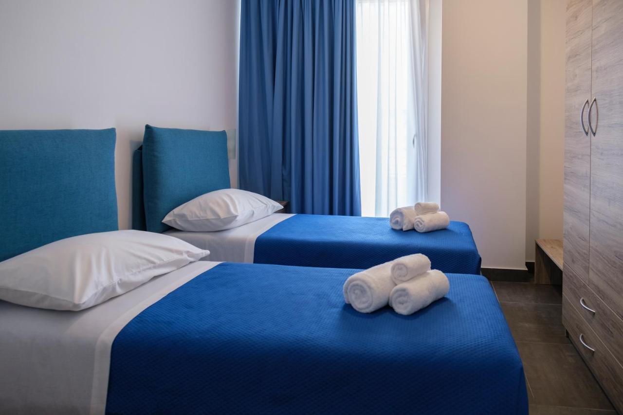 White Apartments & Spa Avola Exterior photo