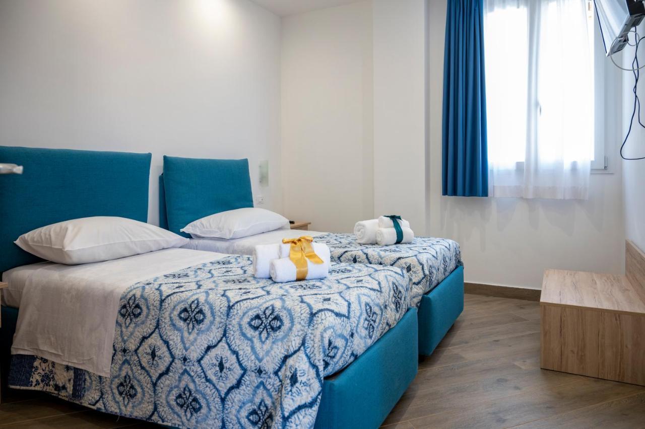 White Apartments & Spa Avola Exterior photo
